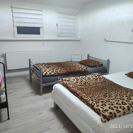 Sauerlaender Ferienwohnung Плеттенберг Экстерьер фото
